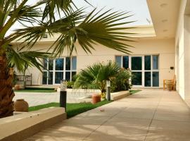 Alshuruq Stay，位于阿尔哈姆拉的酒店