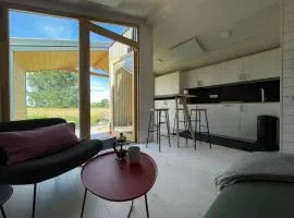 203 Modernes Tiny House an der Elbe mit Blick ins Grüne