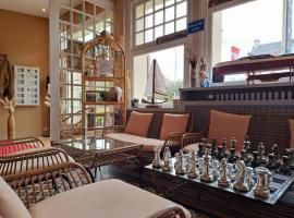 Hôtel De La Mer - Deauville Blonville - Boutique Hôtel de charme vue Mer ou Campagne - Accès direct plage，位于滨海布隆维尔的酒店