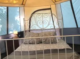 Camping Au Lac Du Drennec Glamping Tent