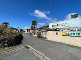 Brit Hotel Essentiel Pau Lescar，位于莱斯卡尔的酒店