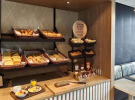 B&B HOTEL Reims Tinqueux，位于兰斯的酒店