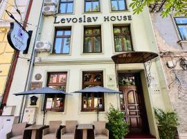 Villa & Restaurant Levoslav House，位于锡比乌Sibiu Old Town的酒店