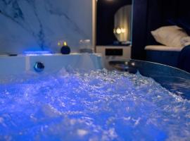 LUNA Luksusowy apartament z jacuzzi na Mazurach，位于厄尔科的酒店