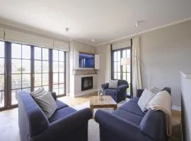 Reetland am Meer - Luxus Reetdachvilla mit 3 Schlafzimmern, Sauna und Kamin H18