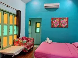 Baanrak amphawa homestay