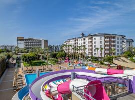 Royal Garden Beach Hotel，位于科纳克勒的酒店