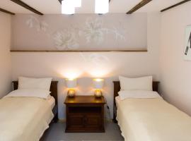 Стаи за гости в Ритрийт Център "Светлина Мир Любов" Guest rooms in Light Peace Love Center，位于Pastra的酒店