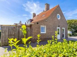 Studio 100 meter van het strand en centrum - eigen parkeerplaats.