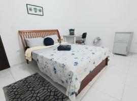 Studio 01 Quarto 3，位于圣若泽杜斯坎普斯的酒店