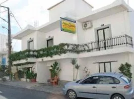 argiro apartments agia galini