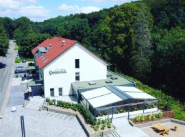 Hotel Grünwalde，位于哈雷威斯特法伦的酒店