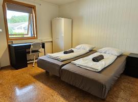 Doubleroom 203, near Kristiansand，位于维尼斯拉的酒店