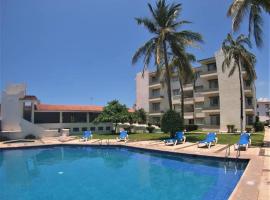 Departamento equipado a unos pasos de la playa, 2 Recamaras Aire acondicionado，位于曼萨尼约的宠物友好酒店