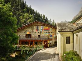 Rifugio Lou Lindal，位于Canosio的酒店