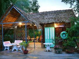 BOSA Homestay - Mekong Riverside，位于芹苴的民宿