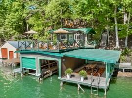 Little Lake Cottage，位于卢尔湖的酒店