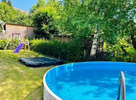 Das-Urlaubszuhause-fuer-Familien-Grossfamilien-Mehrfamilien-und-kleine-Gruppen-bis-zum-12-Personen-mit-vielen-Unterhaltungsmoeglichkeiten-im-Harz，位于Sieber的酒店