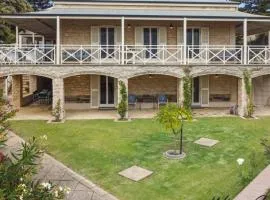 Alton House By Wine Coast Holidays