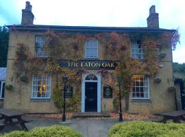 The Eaton Oak St. Neots，位于圣尼奥特的酒店