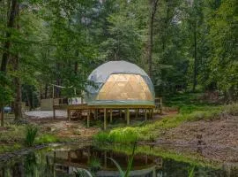 Zen Dome - Romantic Retreat, Wifi & AC, Hot Tub, National Park 8 Min