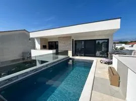 Exclusive Villa AP with Pool Zadar Nin