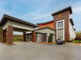 诺克斯维尔中心造纸厂拉昆塔套房酒店