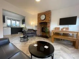 Modern city 3 bedroom bungalow with parking