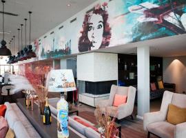 Hotel Indigo Berlin - East Side Gallery，位于柏林的住宿