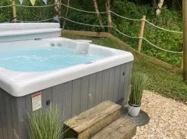 Hunter's Lodge Hot Tub Holiday, Northumberland