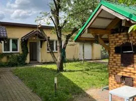 Dom z grillem niedaleko kąpieliska