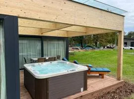 Villa Resort & Organic Spa - luxusní apartmán s vířivkou