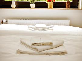 Jakz Hotel，位于黑尔滕的酒店