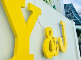 Y&J，位于塞米亚克的公寓式酒店