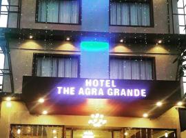 Hotel Agra Grande By Goyal Hoteliers，位于阿格拉的酒店