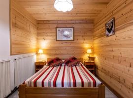 Chalet Le Choucas n°2，位于Levassaix的酒店