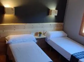 Casa Pirineus - Alojamiento rural & Multiaventura