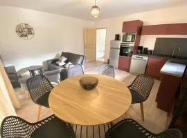 Apartment for 4 to 6 people with a 60m terrace