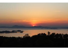 Olivean Shodoshima Yuhigaoka Hotel - Vacation STAY 30716v，位于Ikeda的酒店