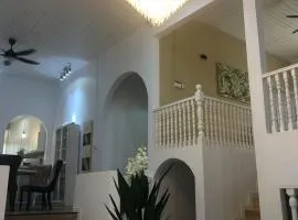 Calma Villa Jalan Sultanah