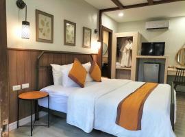 Wanathara Resort，位于Wangthong的带泳池的酒店