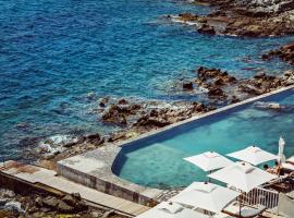 Les Roches Rouges, a Beaumier hotel，位于圣拉斐尔的酒店