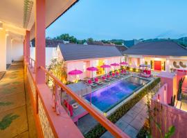 PinkPrivate Balangan - for Cool Adults Only，位于金巴兰的酒店