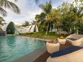 Luxury Shwaas Villa in Mysore with Private pool and landscape
