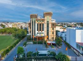 Hotel Saffron Leaf，位于德拉敦的酒店