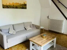 Maison proche de la Cité avec jardin