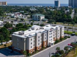 Candlewood Suites - Panama City Beach Pier Park, an IHG Hotel，位于巴拿马城海滩的酒店