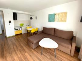 Hotel Plaza Palmeras，位于卡门港的酒店