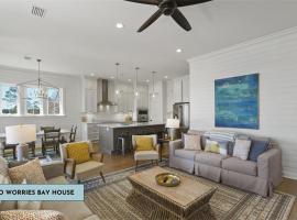 No Worries Bay House by Liquid Life，位于Elberta的酒店