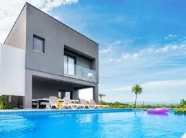 Villa Lux Croatia with heated pool
